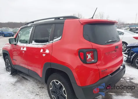 2017 Jeep Renegade Trailhawk 4X4 z USA, uszkodzony, nr VIN ZACCJBCBXHPE98765